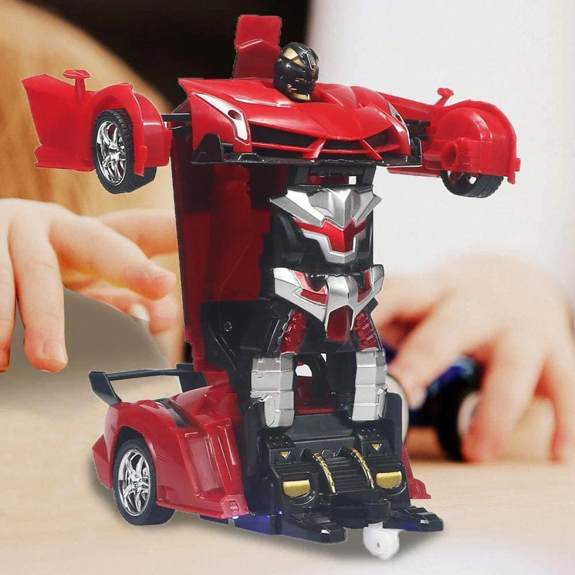 Masina robot cu telecomanda