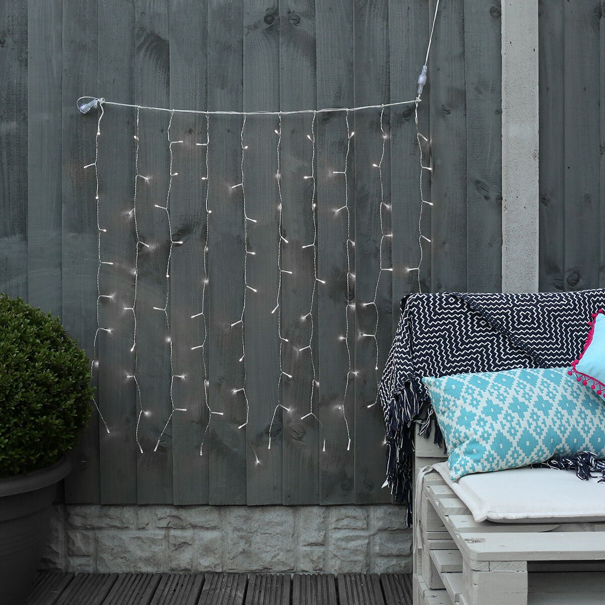 Instalatie tip perdea 3 x 3m pentru interior - alb rece