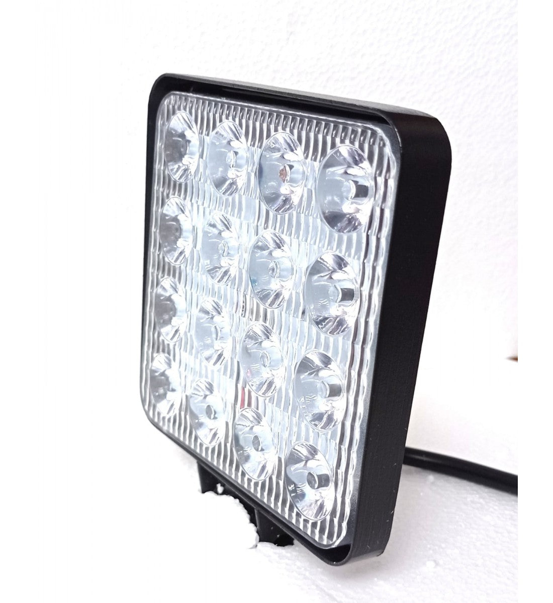 Set 4 proiectoare 16 LED 48W auto OFF-ROAD, IP 67